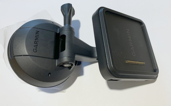 Garmin Mounting Hardware Replacement + car charger  for Garmin dezl  LGV1000