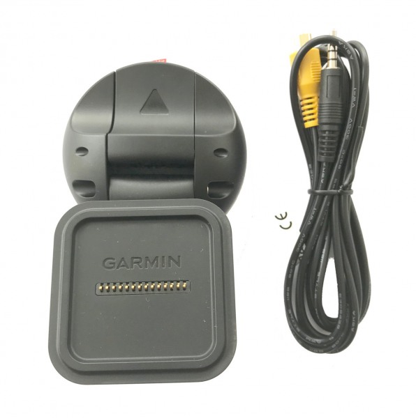 Garmin Suction Cup with Magnetic Mount and Video-in Port f. Garmin Camper 785 & Traffic