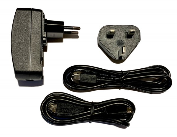 Garmin AC Adapter + USB Cable f. Garmin i3
